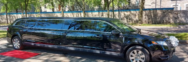 MKT BLACK LIMOUSINE